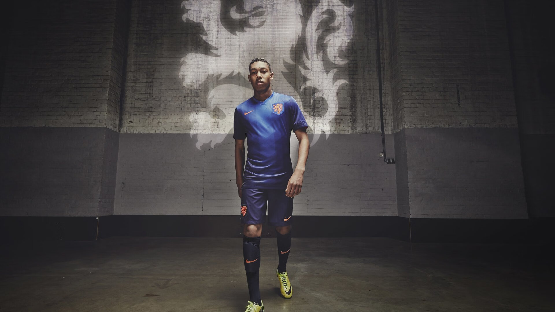 武汉三镇主场告负，排名跌出前四，武汉三镇主力阵容