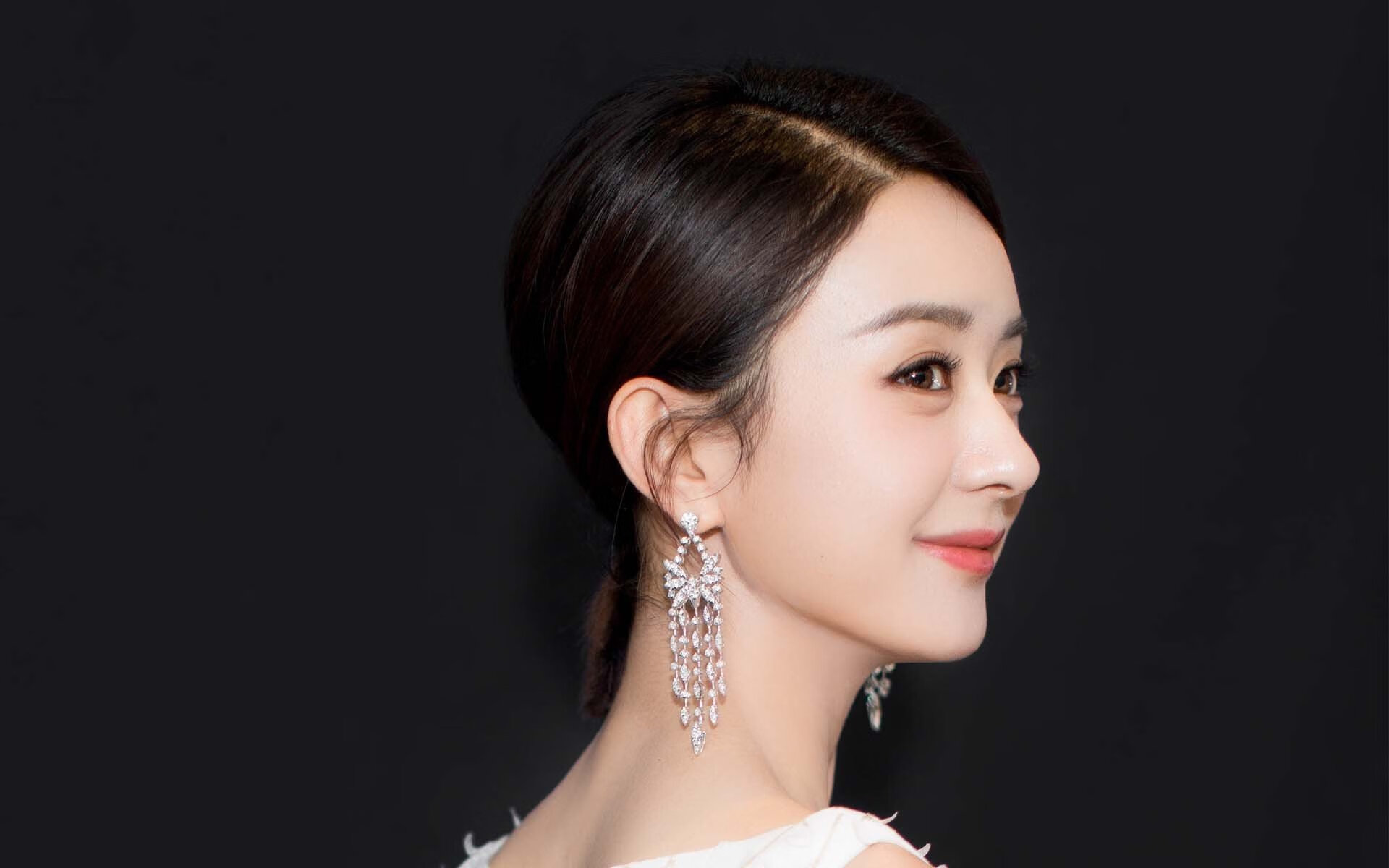 爱游戏数字体验-普拉提与冥想结合，促进身心平衡，普拉提冥想话术引导