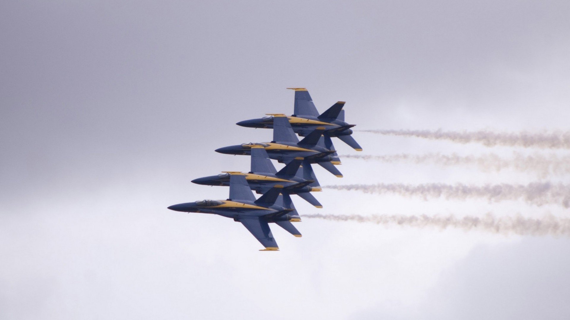 国际热身赛国足战胜 球员技术提升明显,国足热身赛取胜